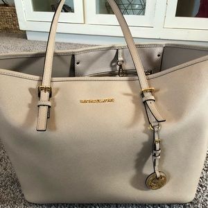 Michael Kors Tote